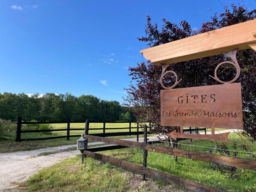 Les Grandes Maisons Coeur Foret D'orleans Et Espace Bien-etre Jacuzzi Hammam Apartment *